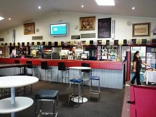 ***  Coal n Cattle Hotel Motel Moura Australia